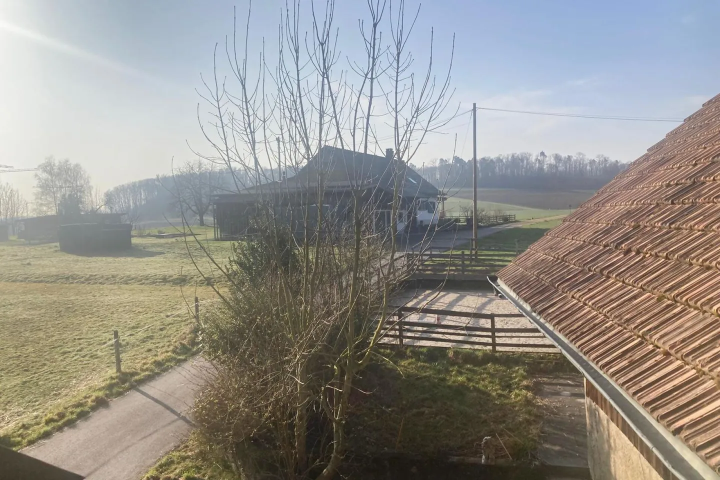 Fattoria con fienile e stalla - Foto 8 di 12