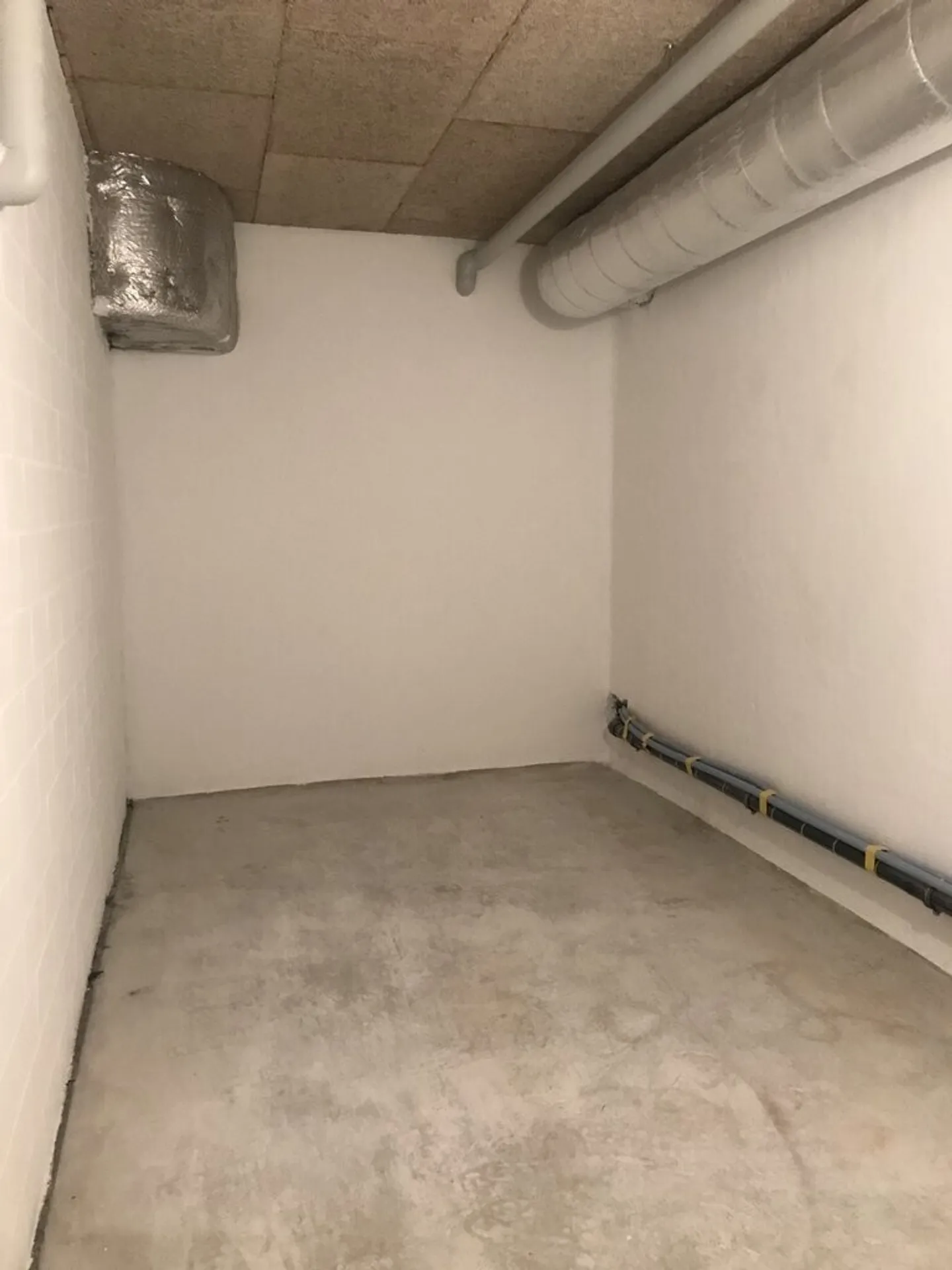 Bastelraum sucht Sie! - Foto 1 von 2