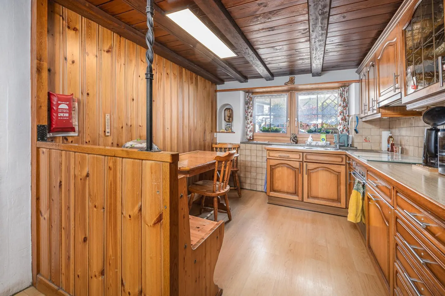 Casa unifamiliare accogliente con potenziale di espansione - Foto 4 di 10