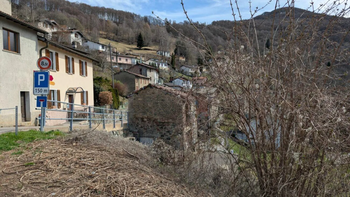 Costruisci il tuo sogno con vista - Terreno panoramico edificabile - Foto 2 di 5