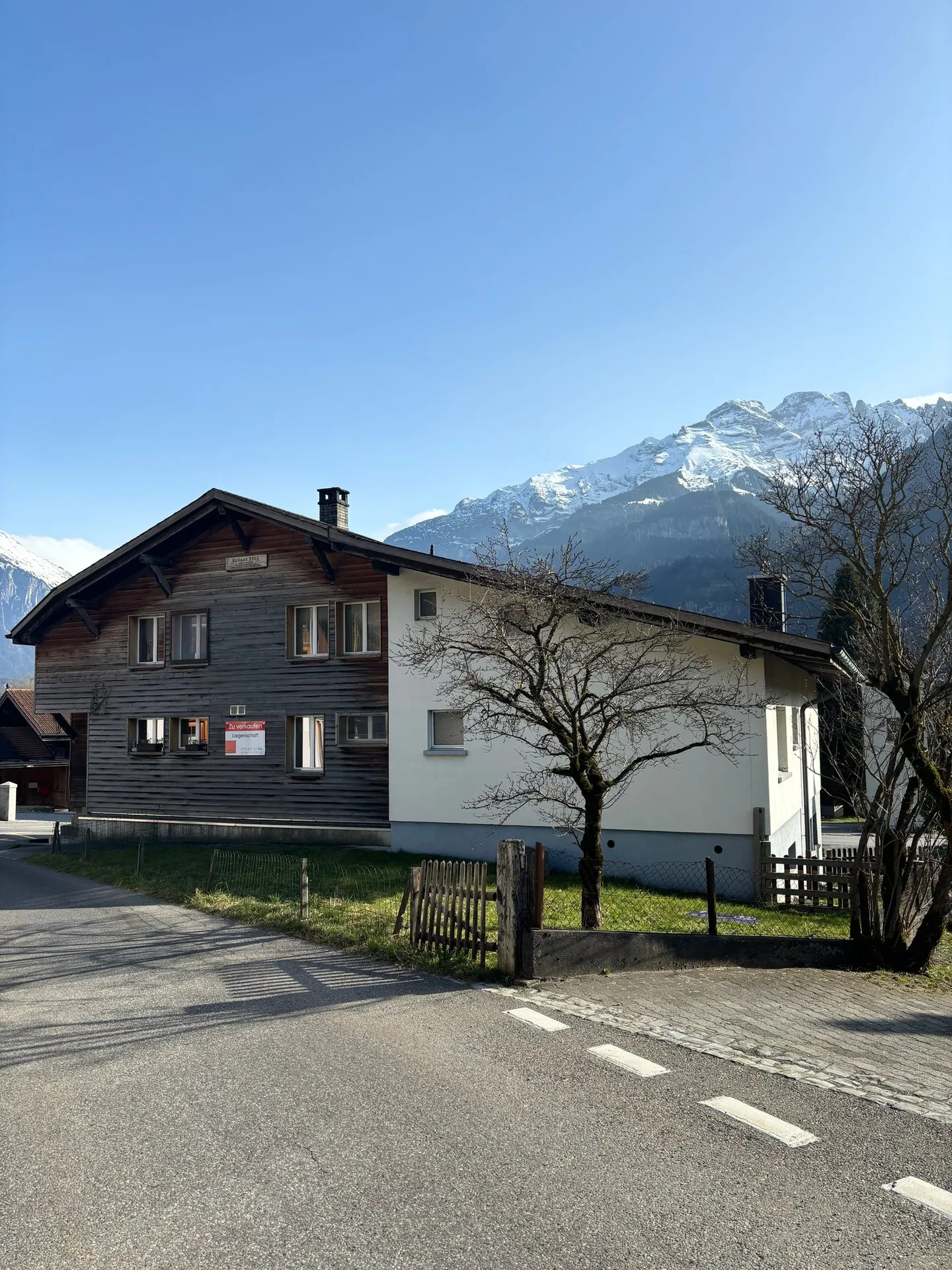 2 parti di una casa nel centro di Hausen vicino a Meiringen - Foto 2 di 7
