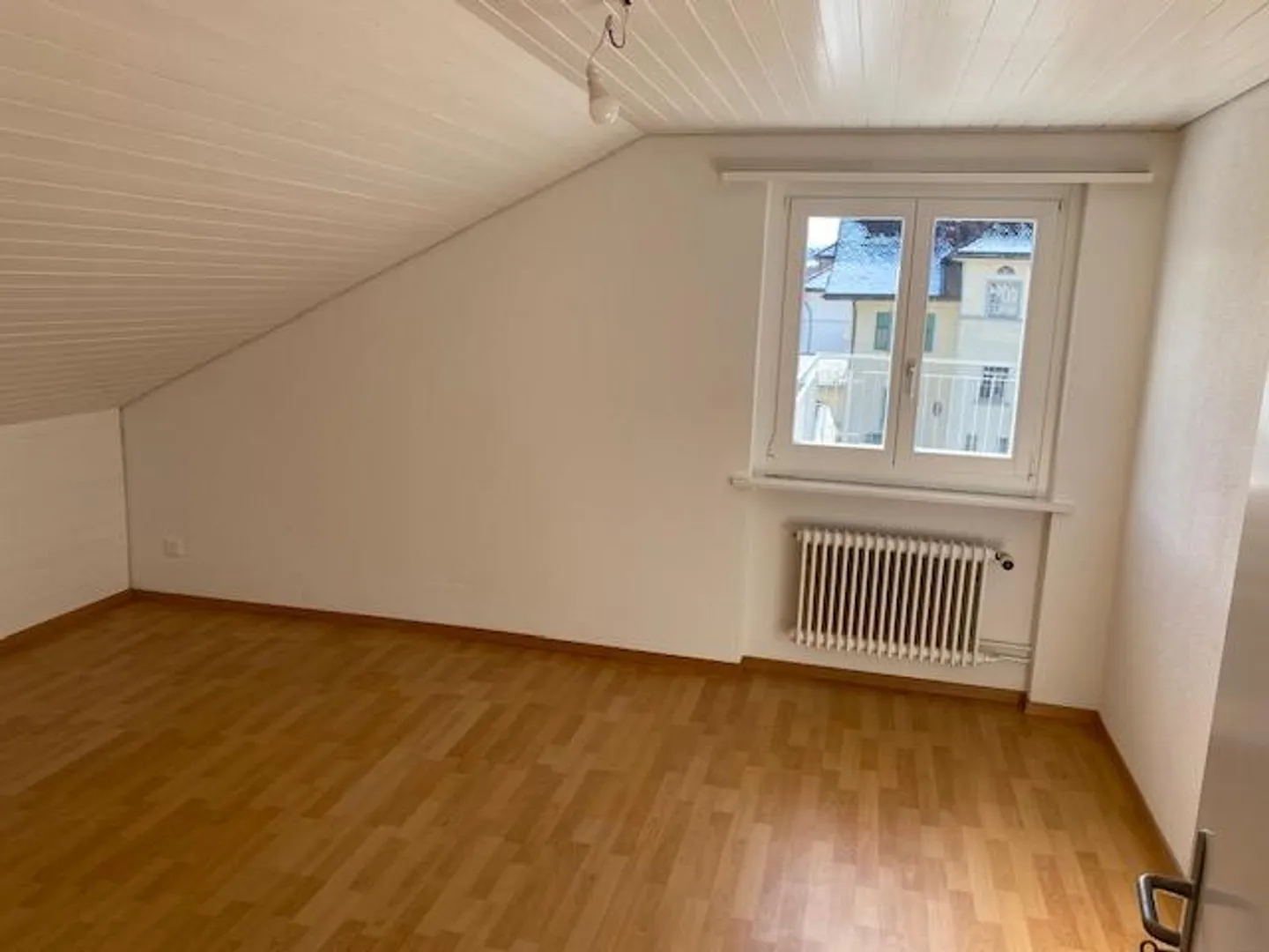 Grosszügige Wohnung mit grosser Terrasse Nähe Bahnhof - Foto 3 di 9