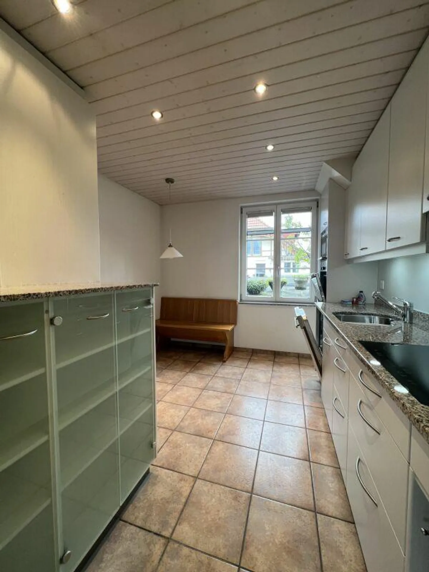 2.5-room apartment with two joker rooms, 1st floor - Photo 8 of 9