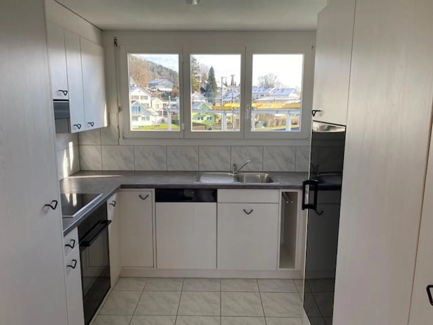 Grosszügige Wohnung mit grosser Terrasse Nähe Bahnhof - Foto 5 di 9