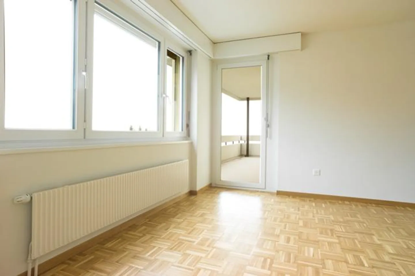Appartamento luminoso in una zona residenziale tranquilla - Foto 2 di 7