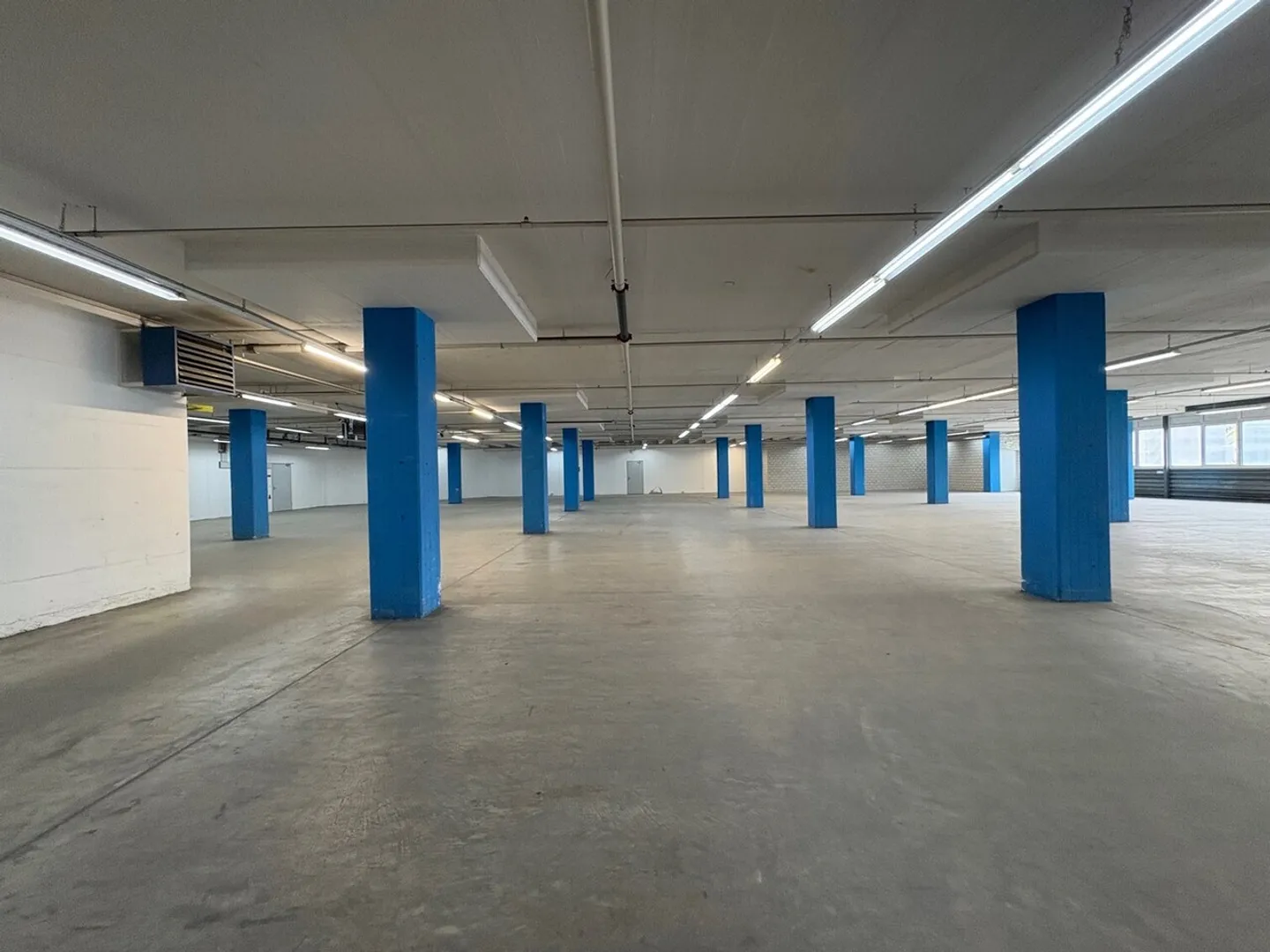 Industry - Photo 3 of 9