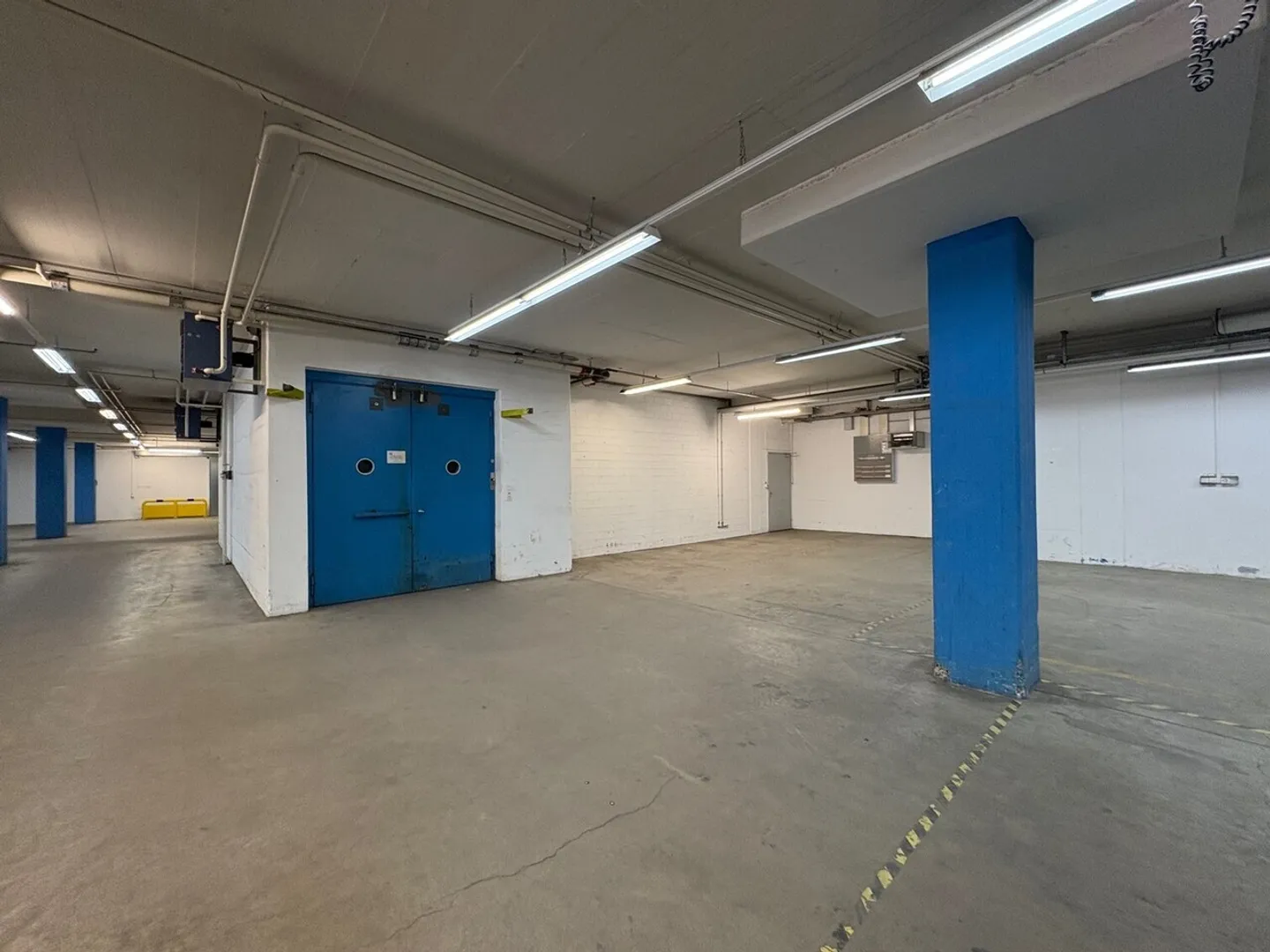 Industry - Photo 4 of 9