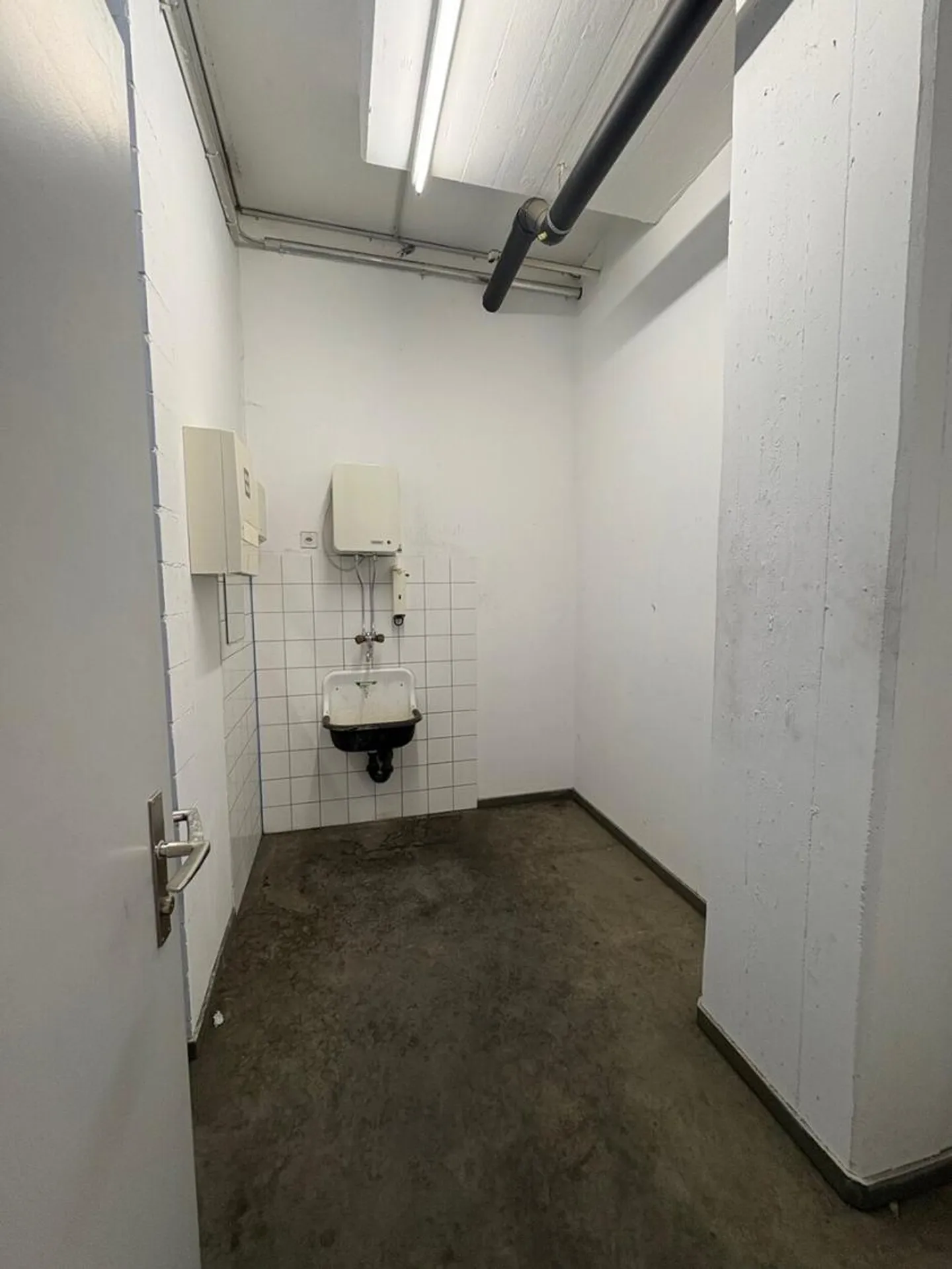 Industry - Photo 5 of 9