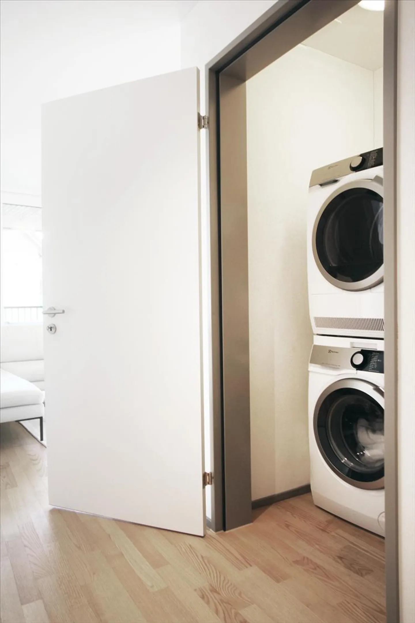 Renting without deposit - Where dreams come true. - Photo 8 of 9