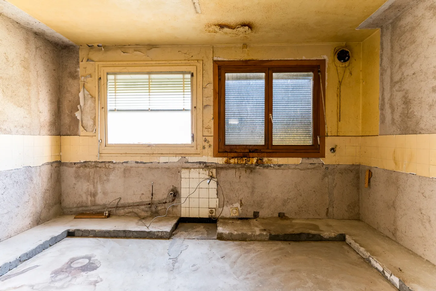Grande villa da ristrutturare / trasformare per molteplici progetti - Foto 11 di 16
