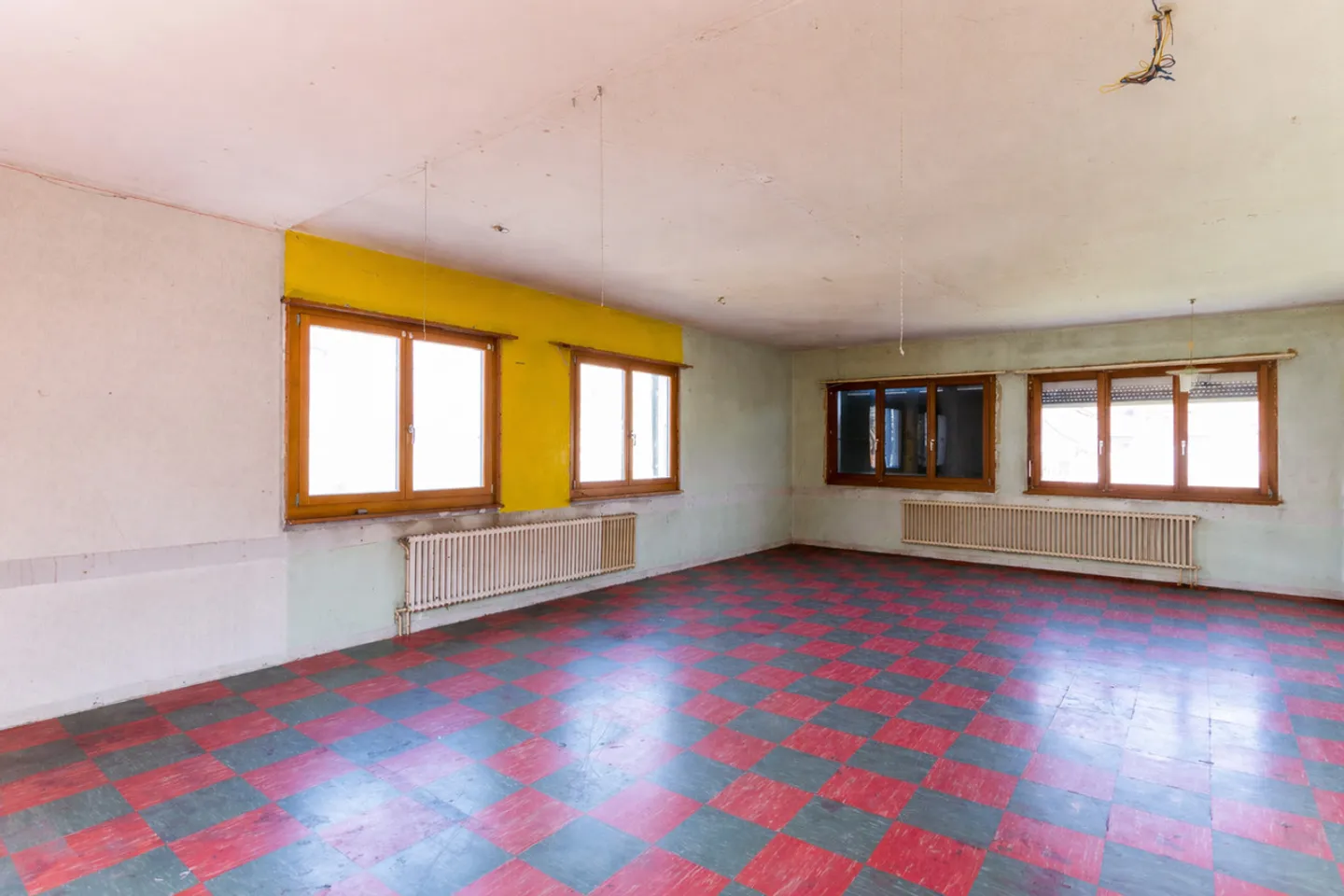 Grande villa da ristrutturare / trasformare per molteplici progetti - Foto 12 di 16