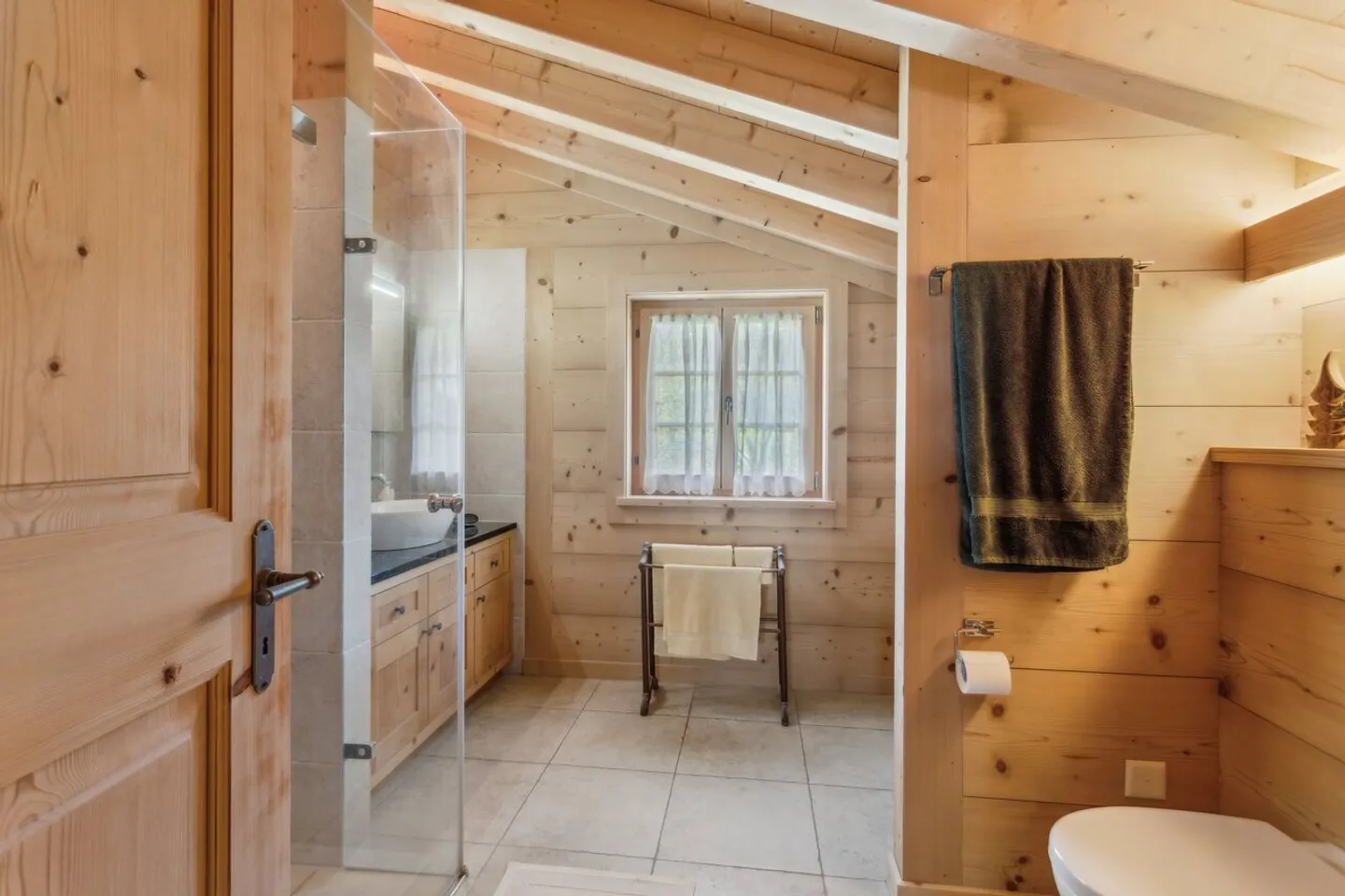 Chalet residenziale prestigioso a Château d'Oex - Foto 9 di 13