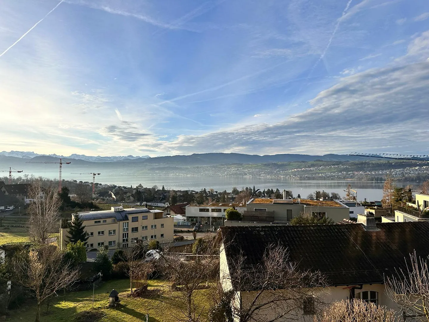 Limitato fino al 30.06.2027 - Ampia casa unifamiliare con vista panoramica - Foto 1 di 8