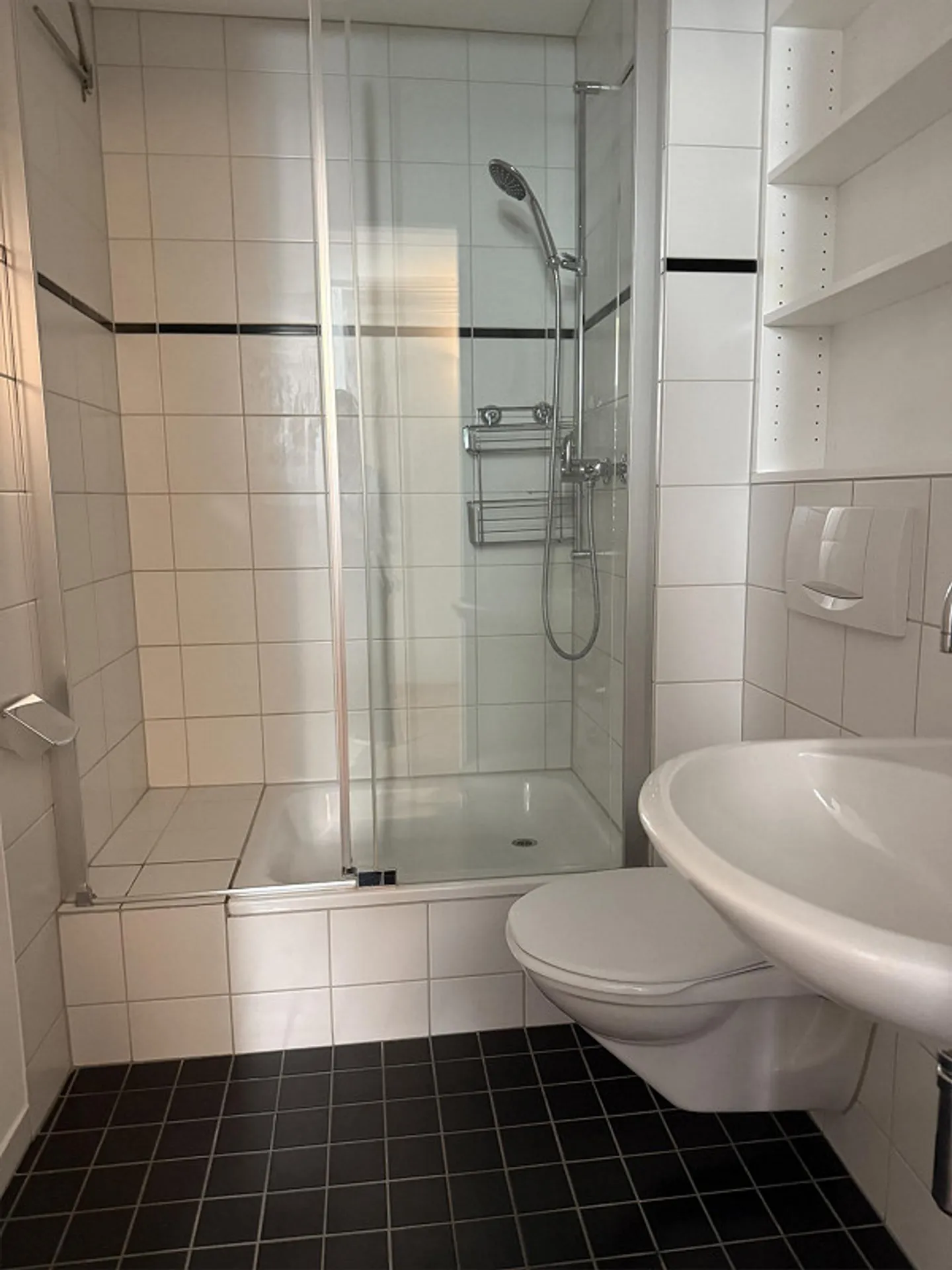 Historisches Duplex mit modernem Komfort - Foto 11 von 16