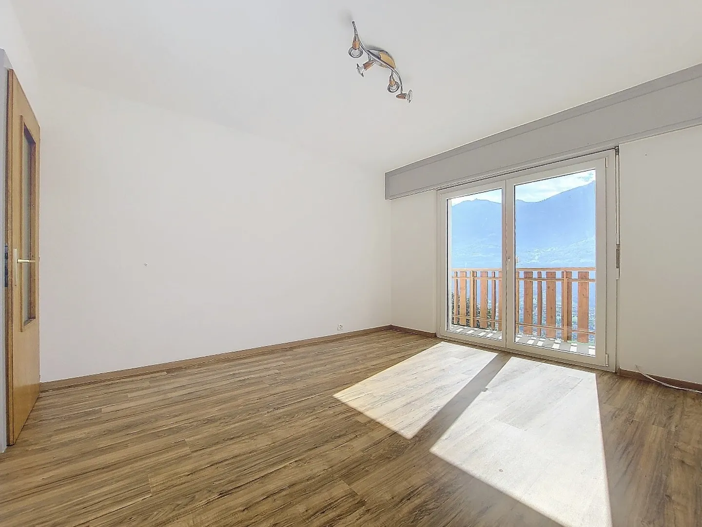 Appartamento 4.5 stanze - Foto 4 di 30