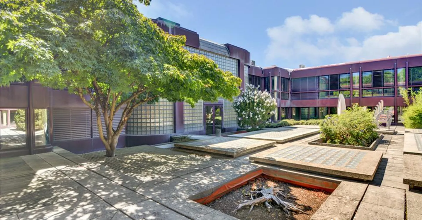 Spacious Commercial Space - Photo 8 of 9