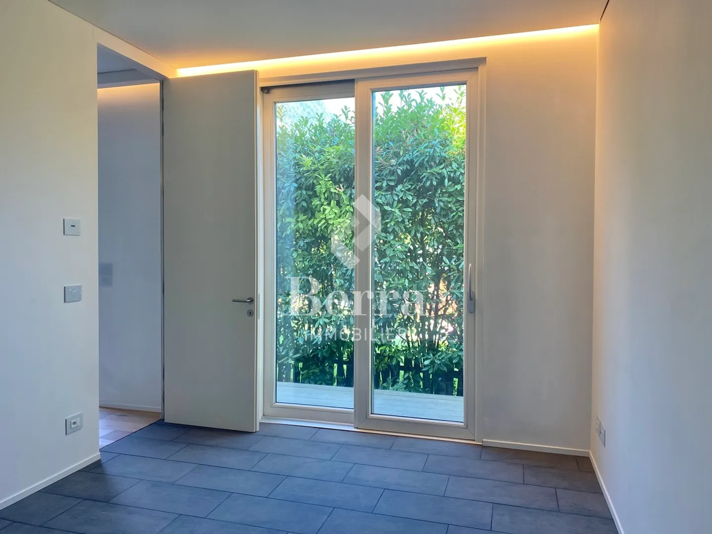 Appartement moderne 3.5 pièces - Photo 2 sur 11
