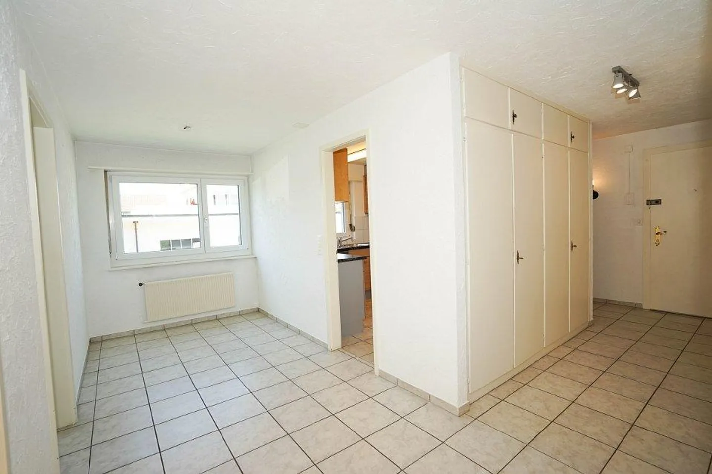 Appartement 3.5 pièces - Foto 6 von 9