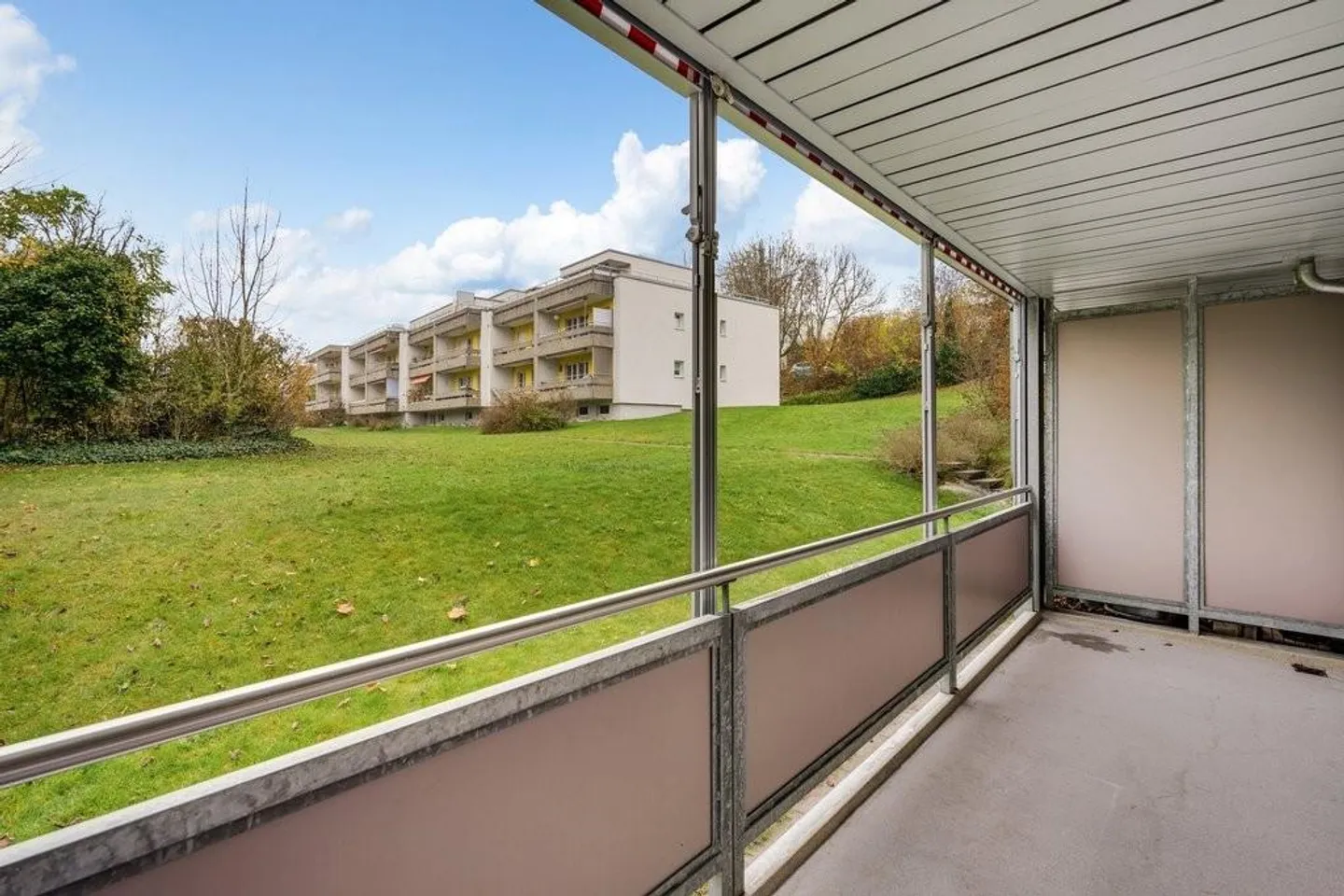 Vivere in un ambiente rurale eppure vicino al centro del villaggio - Foto 8 di 8