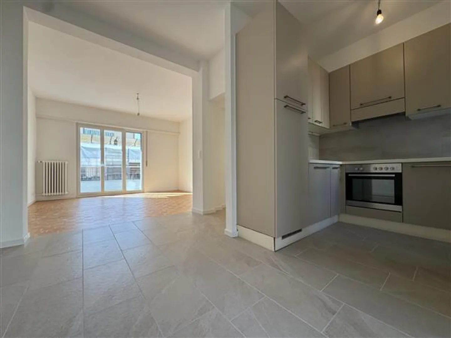 Lugano: Appartamento 3.5 locali - Foto 2 di 10