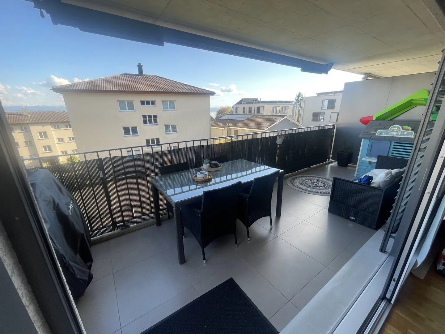 Appartamento con 3,5 stanze al 2° piano - Foto 2 di 12