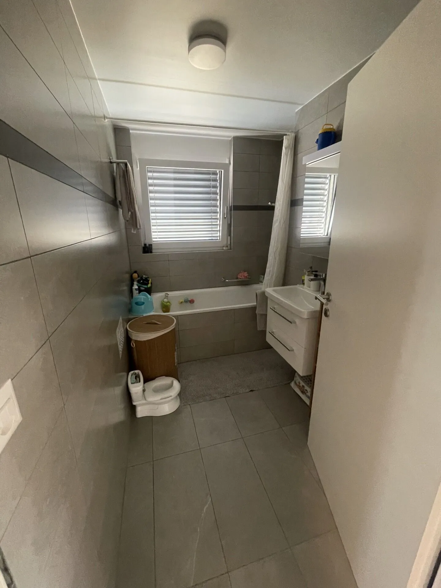 Appartamento con 3,5 stanze al 2° piano - Foto 11 di 12