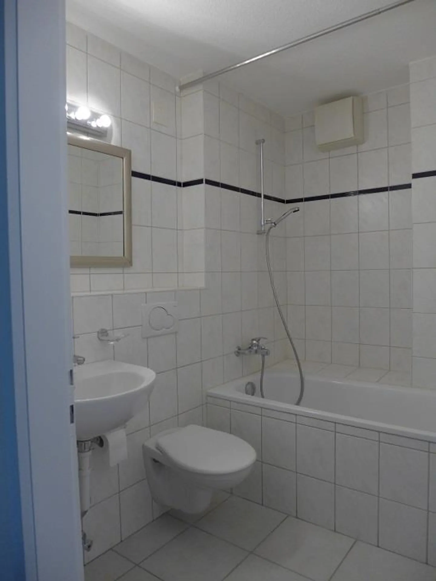 Modern 3.5-room apartment in the town center - Photo 3 of 6