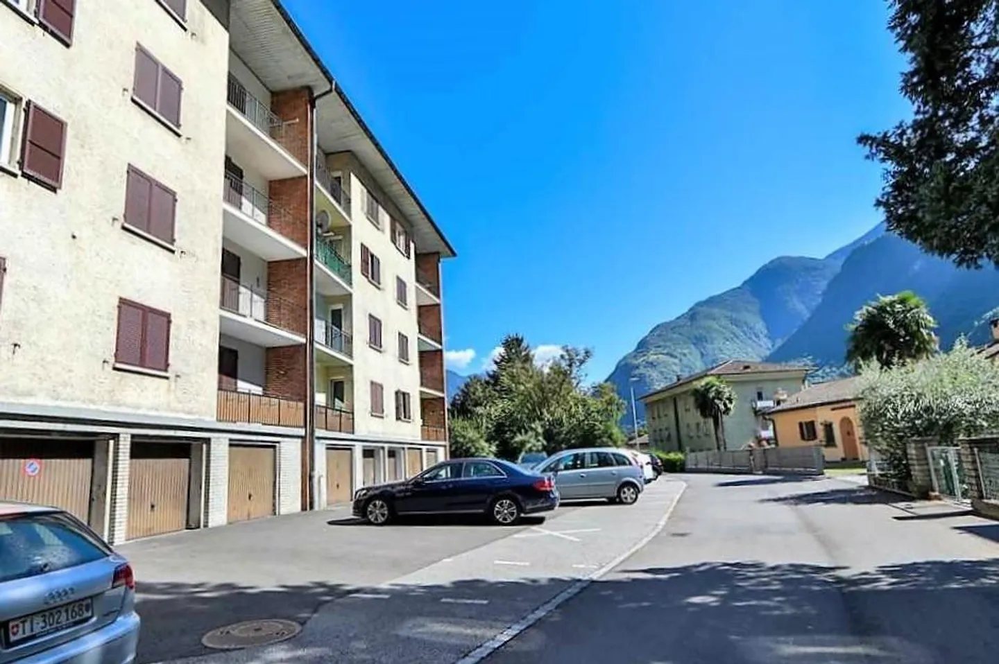 Appartamenti di 3 1/2 locali ristrutturati con garage - Foto 18 di 19