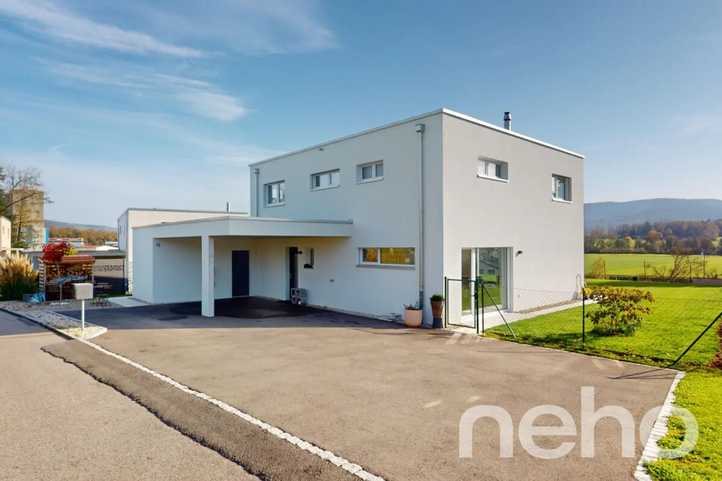Prächtiges Haus aus dem Jahr 2023 mit 4,5 Zimmern, großem Garten und Aussicht! - Foto 2 von 13