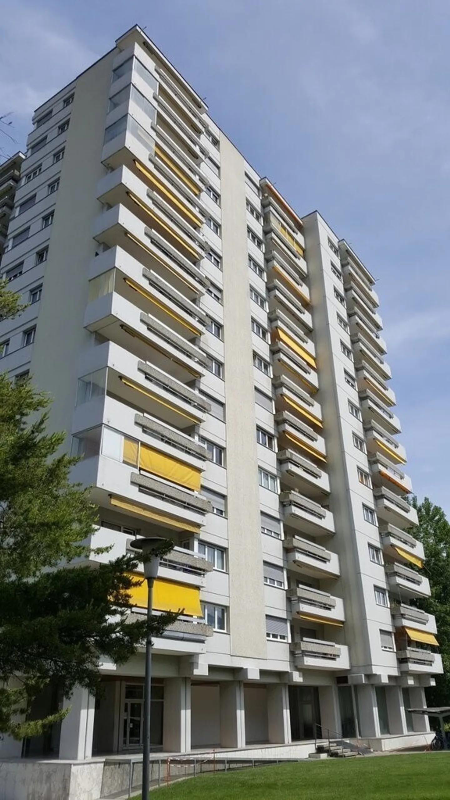 Grab! Superb accommodation in Sion! - Photo 1 of 4