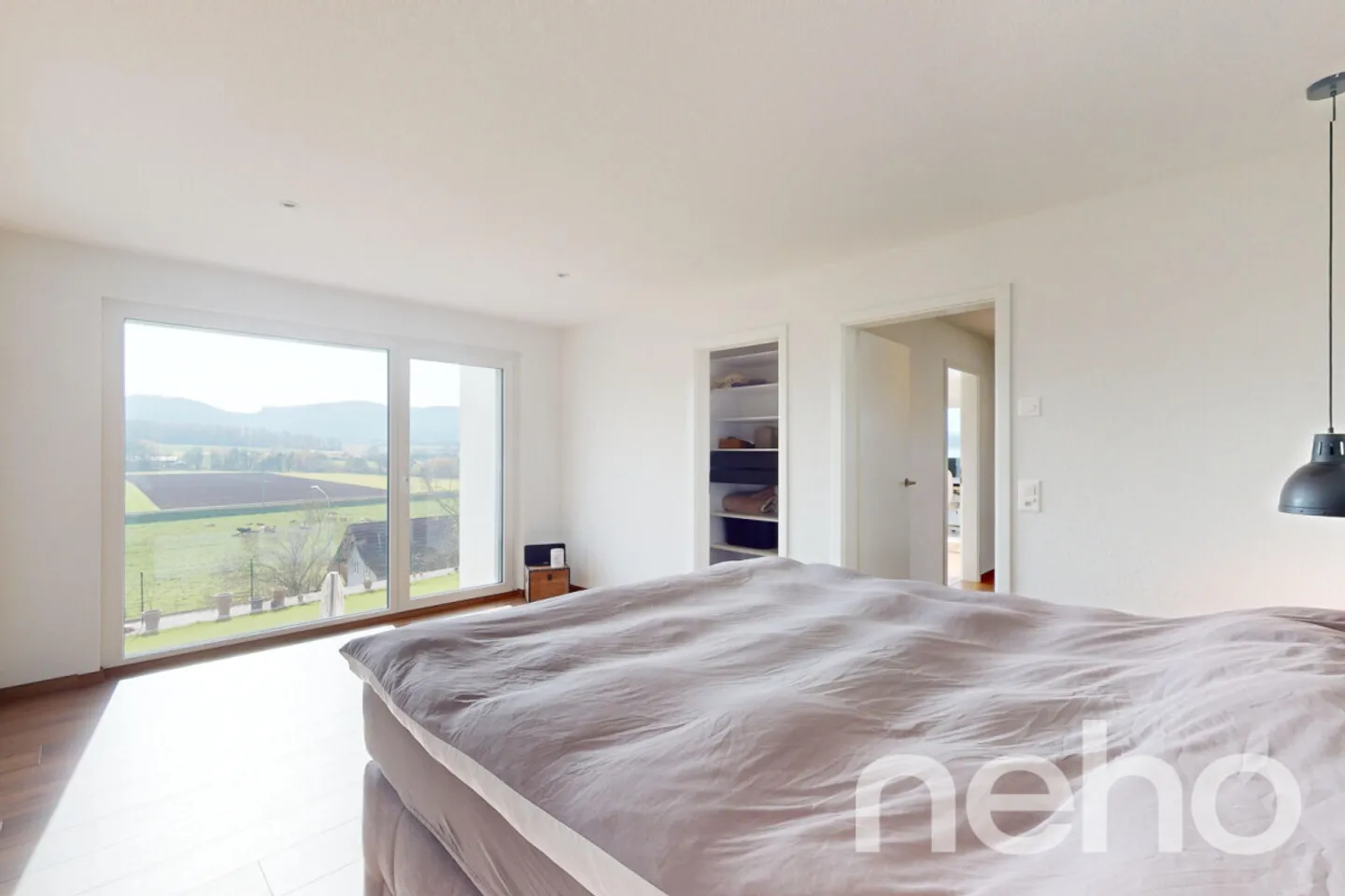 Prächtiges Haus aus dem Jahr 2023 mit 4,5 Zimmern, großem Garten und Aussicht! - Foto 10 von 13