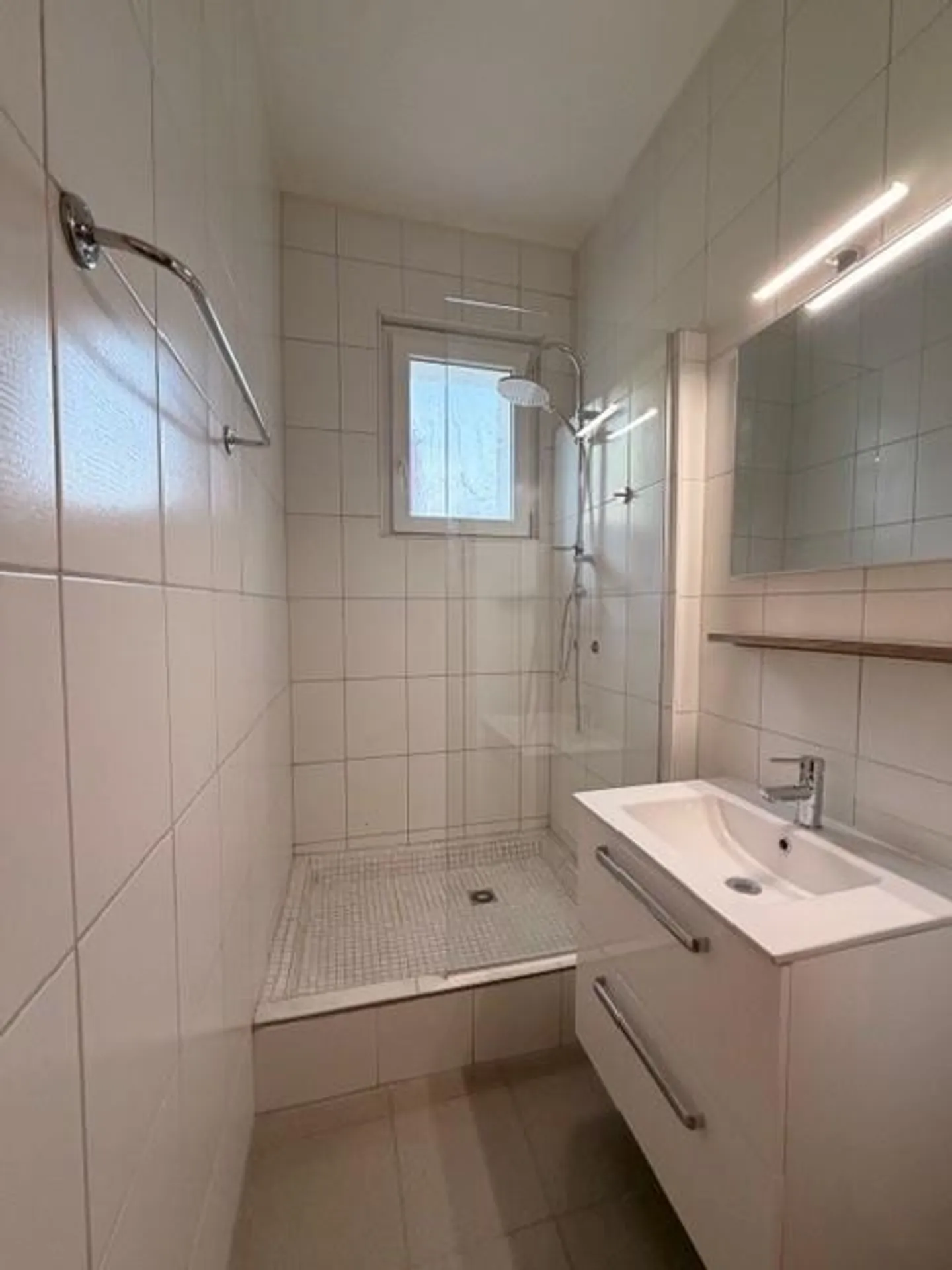 Appartamento urbano in affitto - Foto 13 di 16