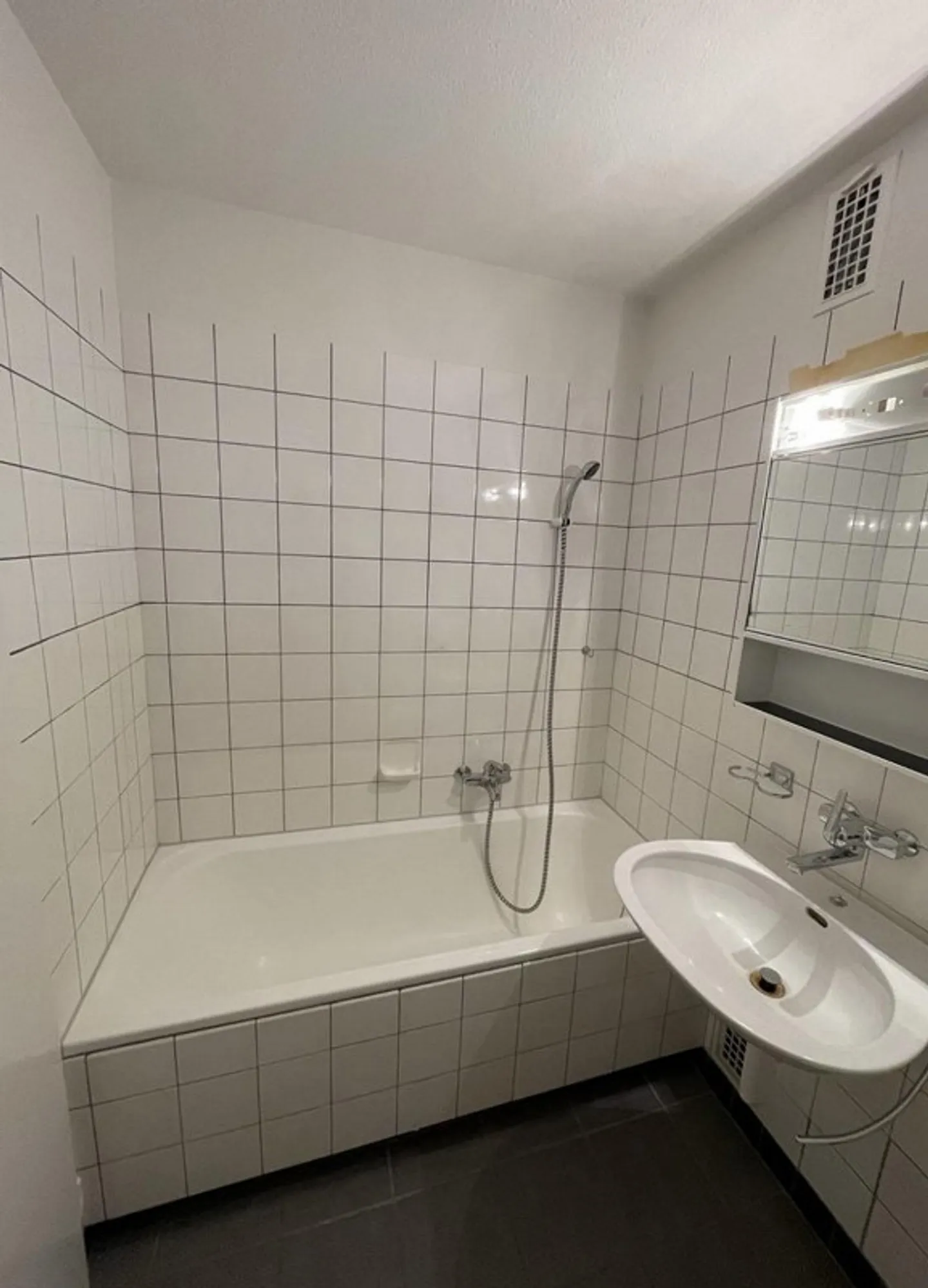 Recherche de locataire : Appartement calme et lumineux dans un emplacement de choix - Photo 8 sur 12