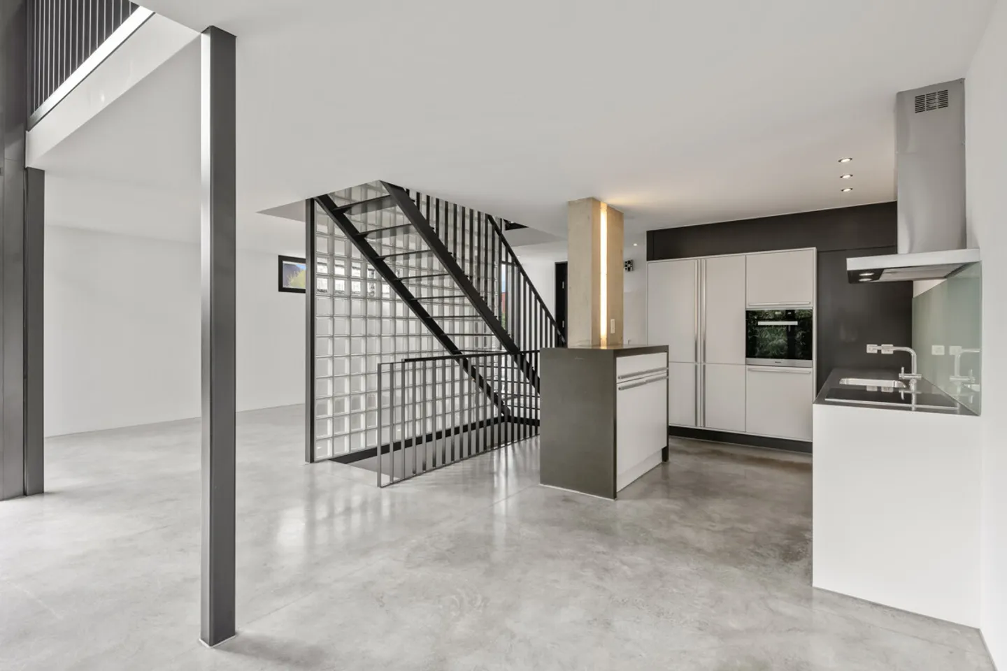 Semi-Detached House 4.5 Rooms - Photo 1 of 6