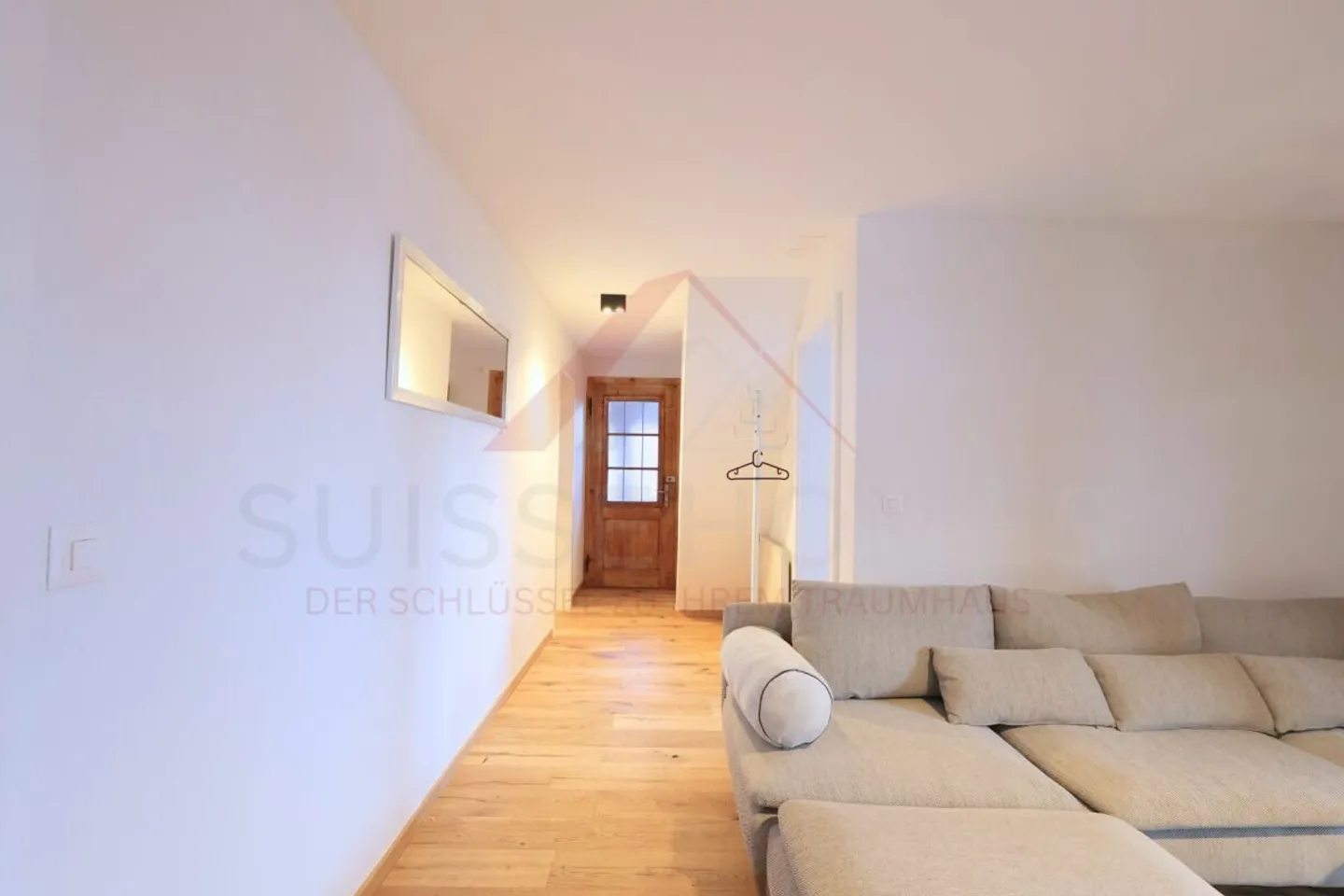 Maison individuelle avec confort moderne et caractère charmant - 4,5 pièces à 3700 Spiez - Photo 2 sur 19