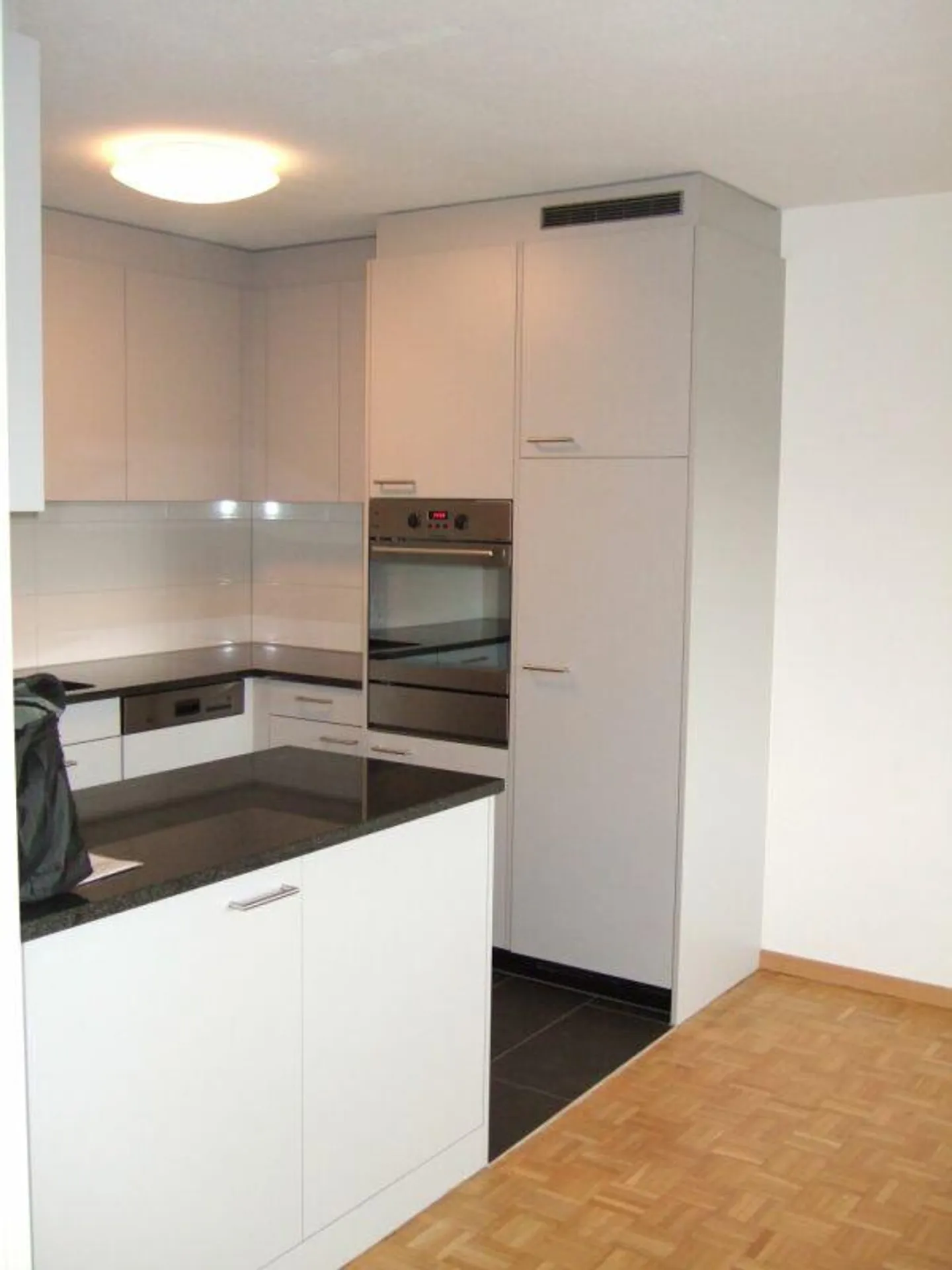 Ampio appartamento di 4,5 stanze a Dietikon - Foto 2 di 6