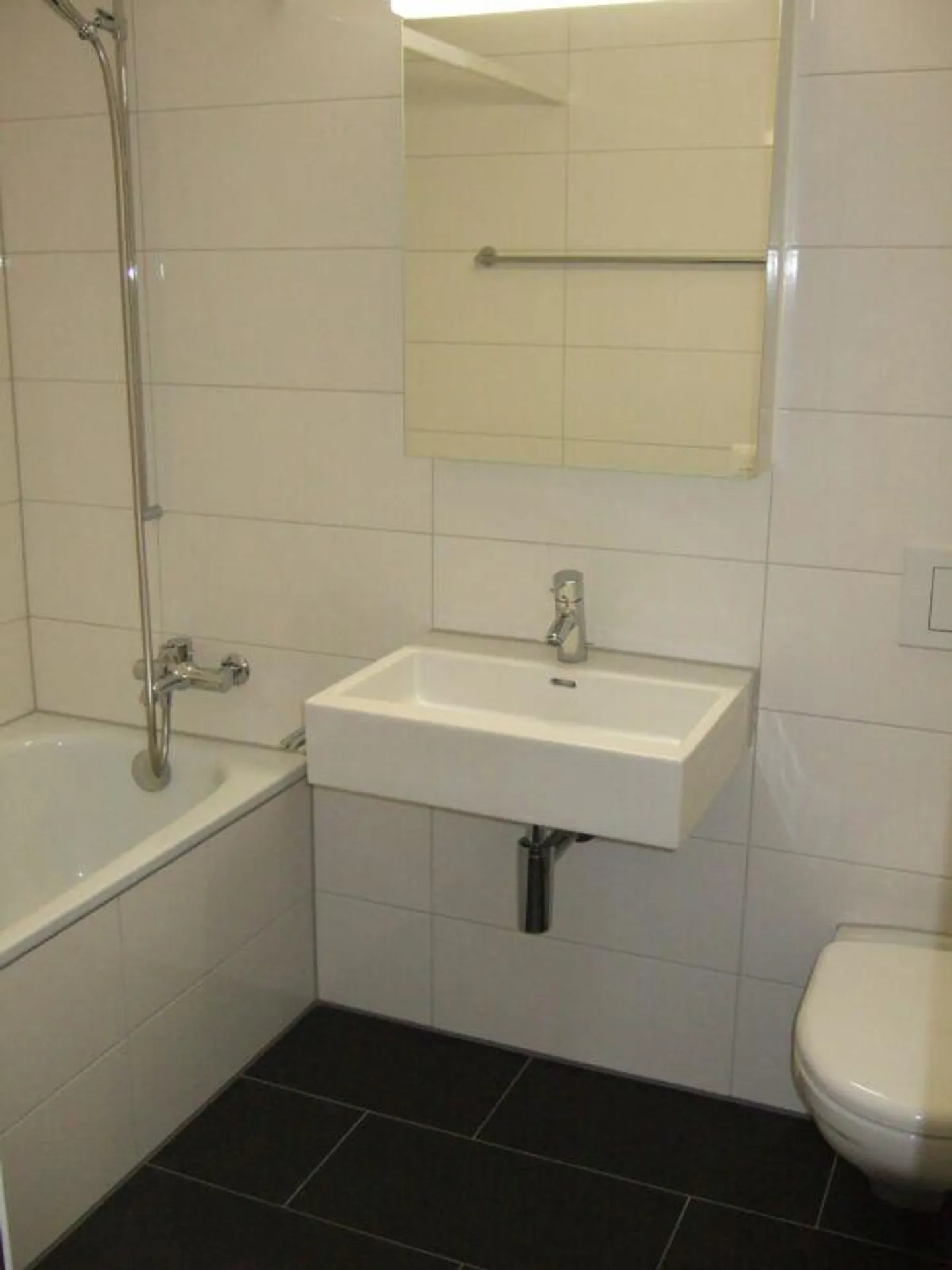Ampio appartamento di 4,5 stanze a Dietikon - Foto 3 di 6