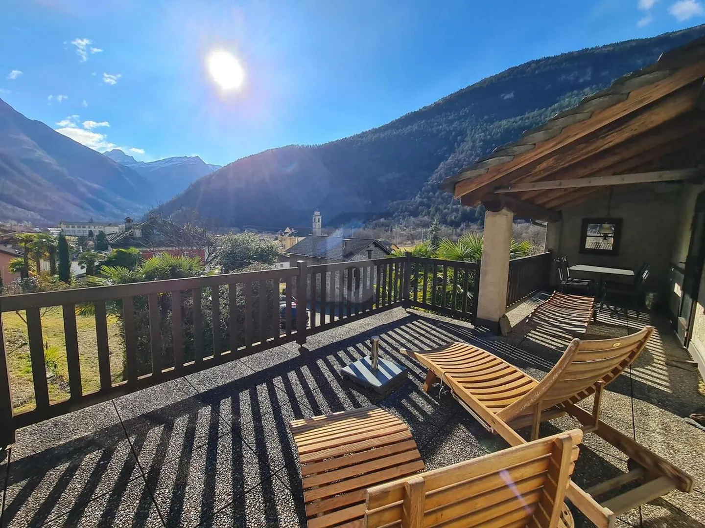 Chalet for sale - Photo 1 of 6