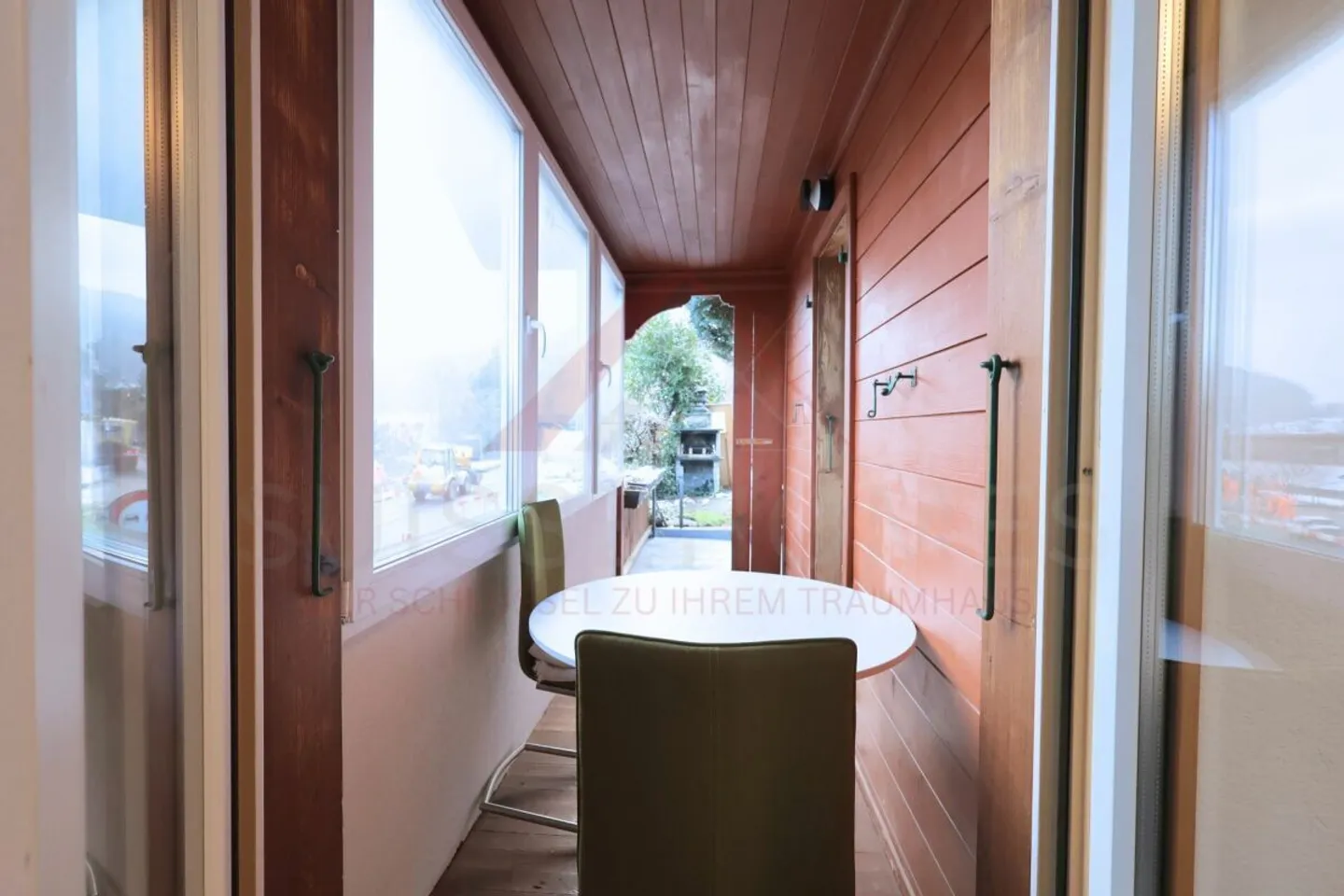 Maison individuelle avec confort moderne et caractère charmant - 4,5 pièces à 3700 Spiez - Photo 5 sur 19