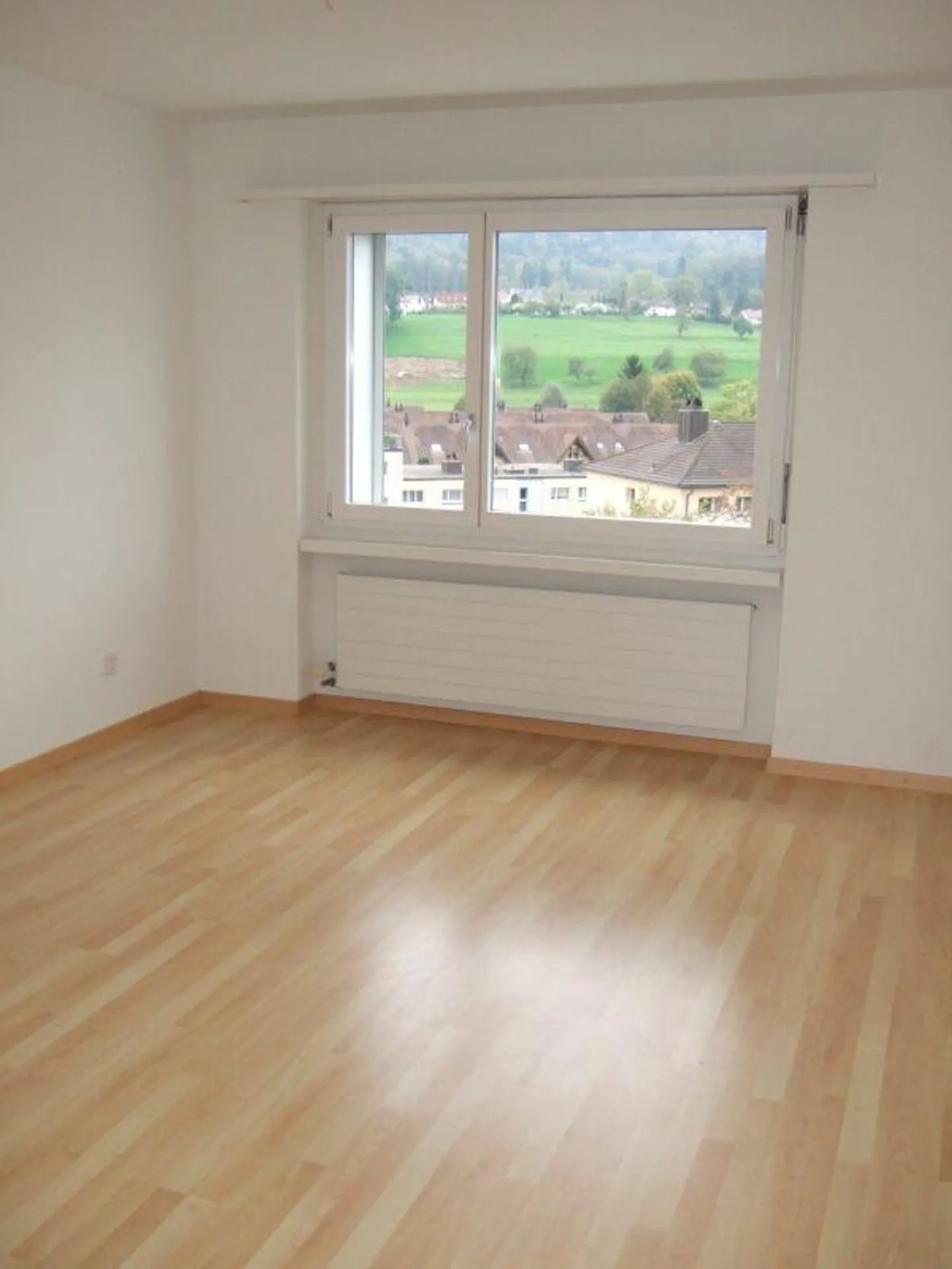 Ampio appartamento di 4,5 stanze a Dietikon - Foto 4 di 6