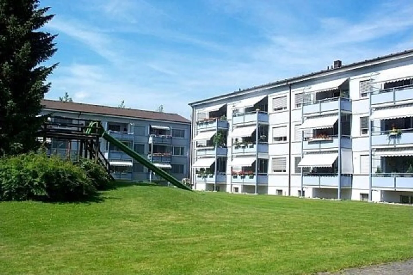 Looking for new living happiness in Thun? - Photo 1 of 8