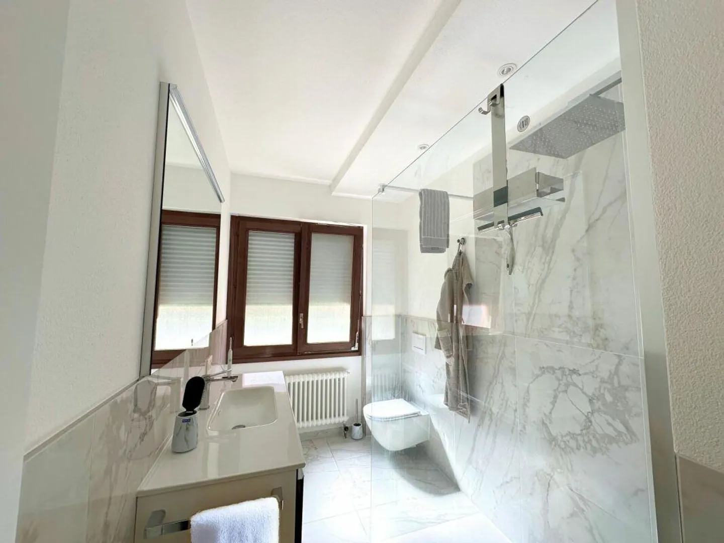 Helles 2,5-Zimmer-Apartment, renoviert, in zentraler Lage in Mendrisio - Foto 7 von 10