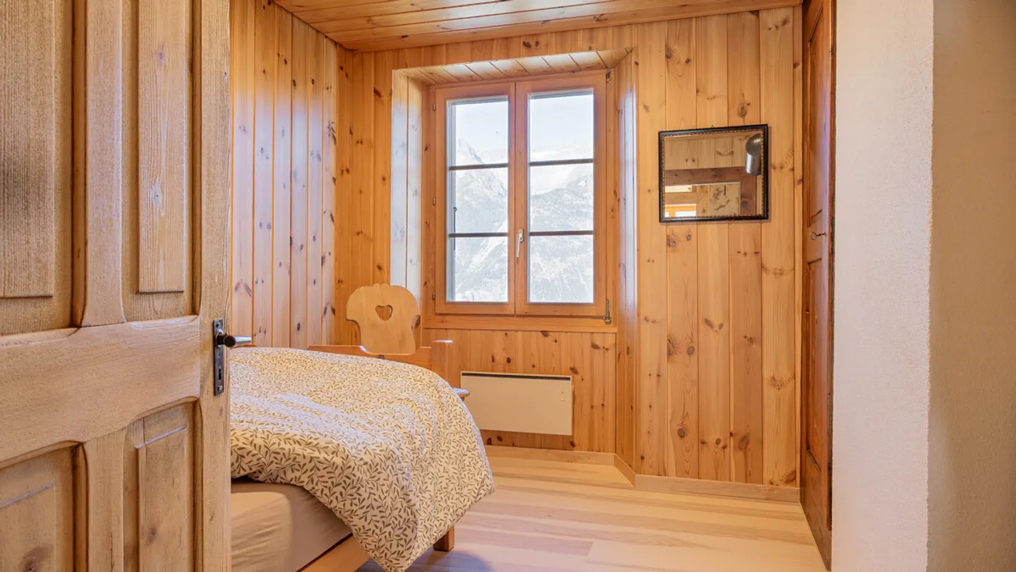 4-room apartment in historic Valais house in Unterbäch - Photo 12 of 13