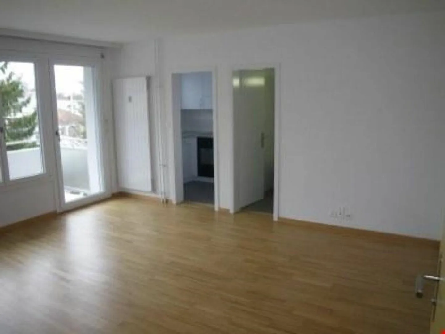 Modernes Studio mit Balkon - Foto 2 von 5