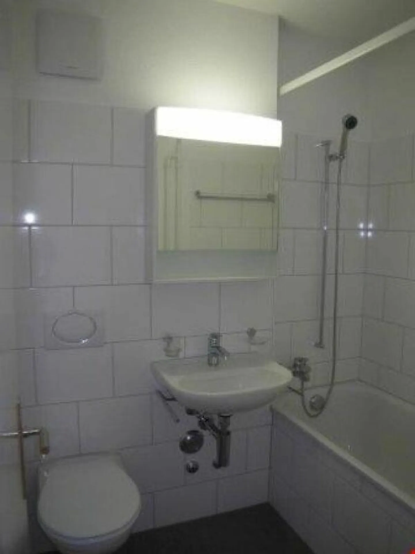 Modernes Studio mit Balkon - Foto 3 von 5
