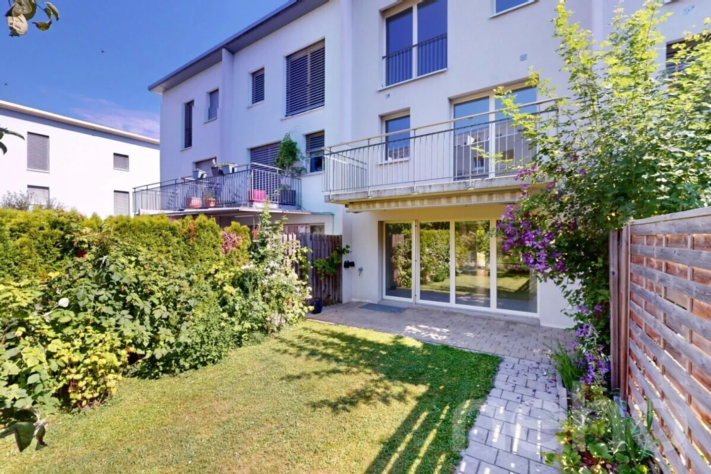 Terraced House Hinwil - Photo 2 of 11