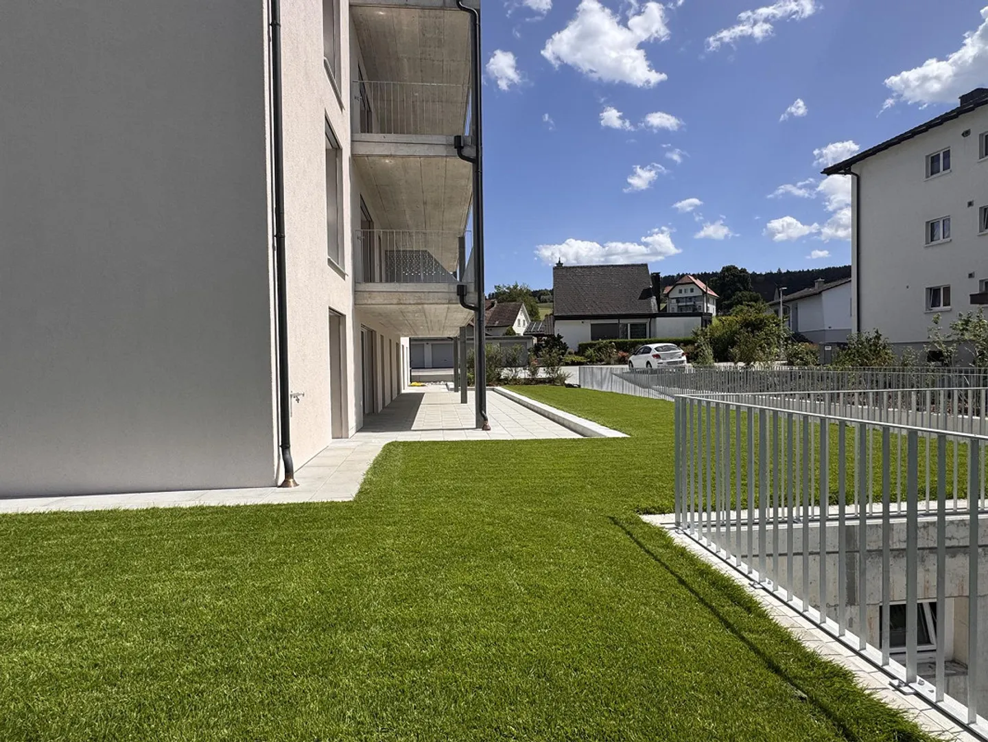 Exclusive 6-room garden apartment with 200 m² of living space – in a new building! - Photo 3 of 13