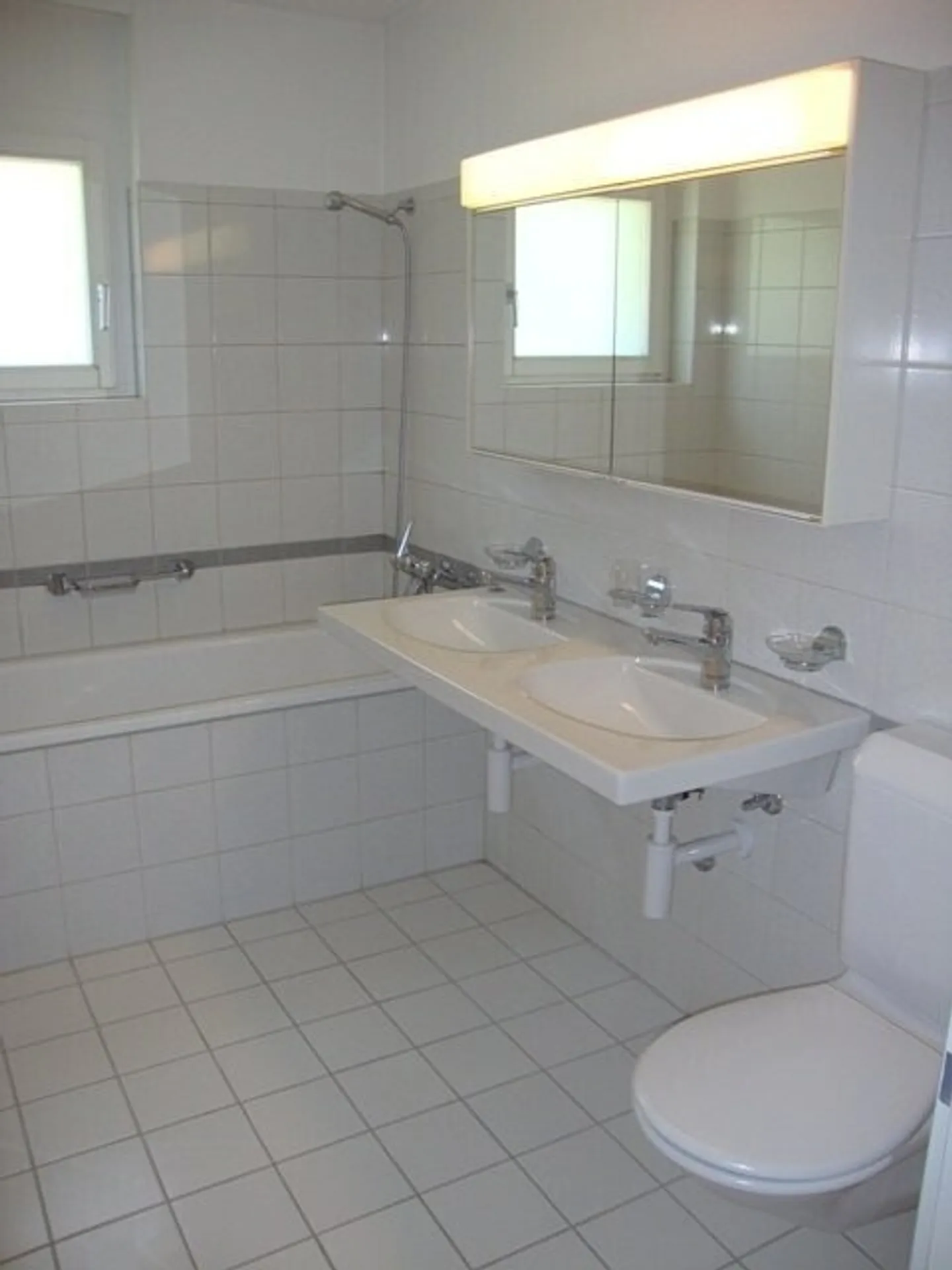 Grosszügige 4.5 Zimmerwohnung mit Gartensitzplatz - Foto 7 von 11