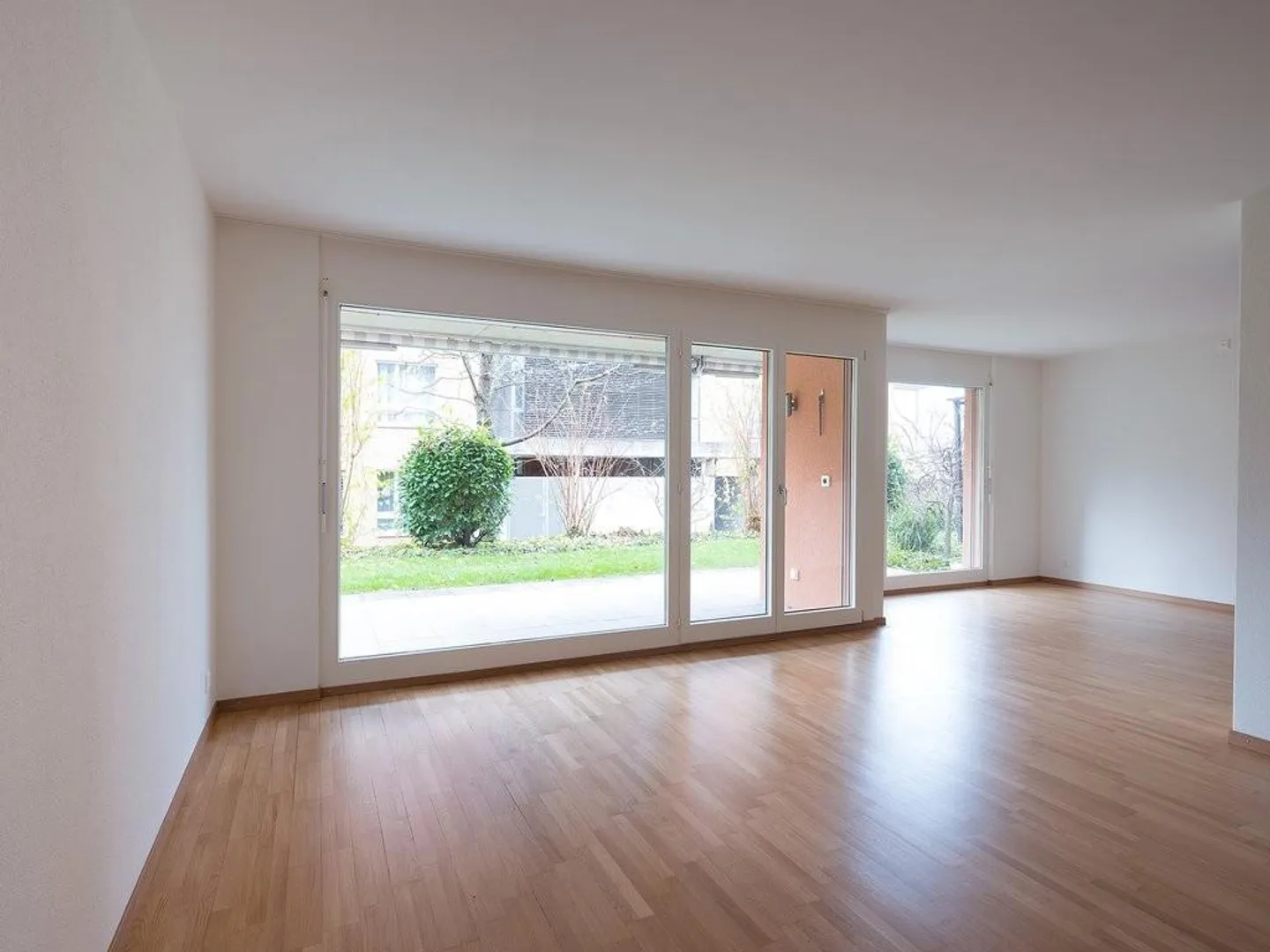 Moderne 5.5-Zimmer-Wohnung - Foto 3 von 12