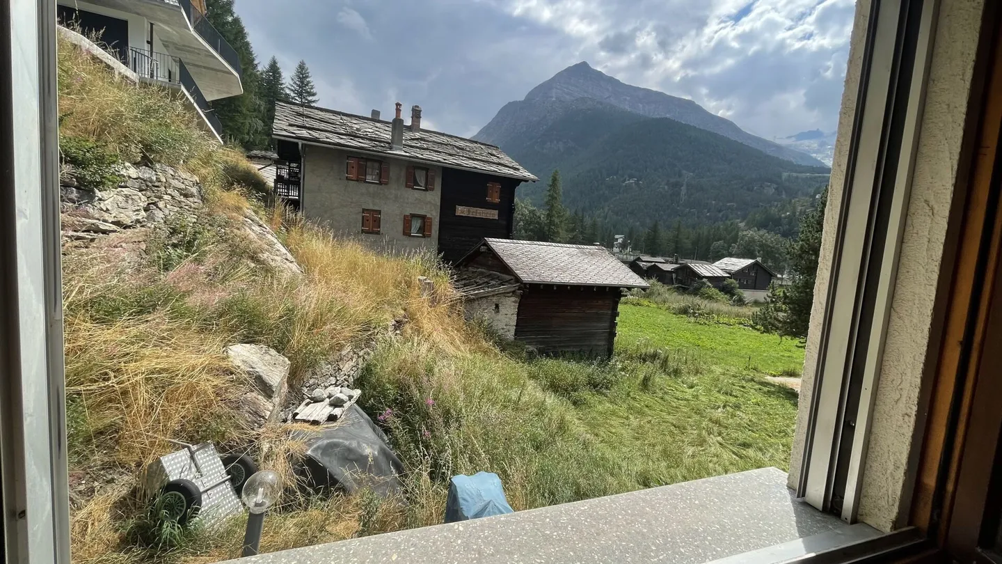 Zen Lauinen Saas-Grund con l'E-Ski Bus senza cambi per l'Alpinexpress con gratuito - Foto 10 di 11